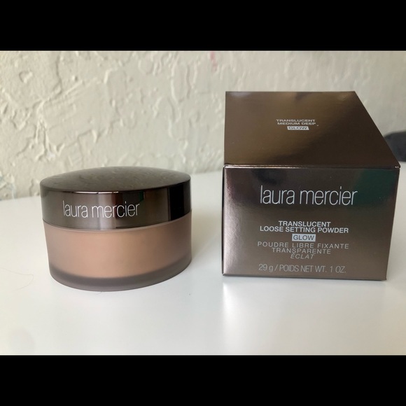 Laura Mercier Medium Deep Translucent Powder - Picture 4 of 7